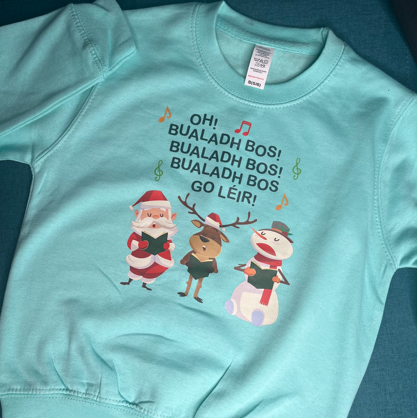 Bualadh Bos! Sweater