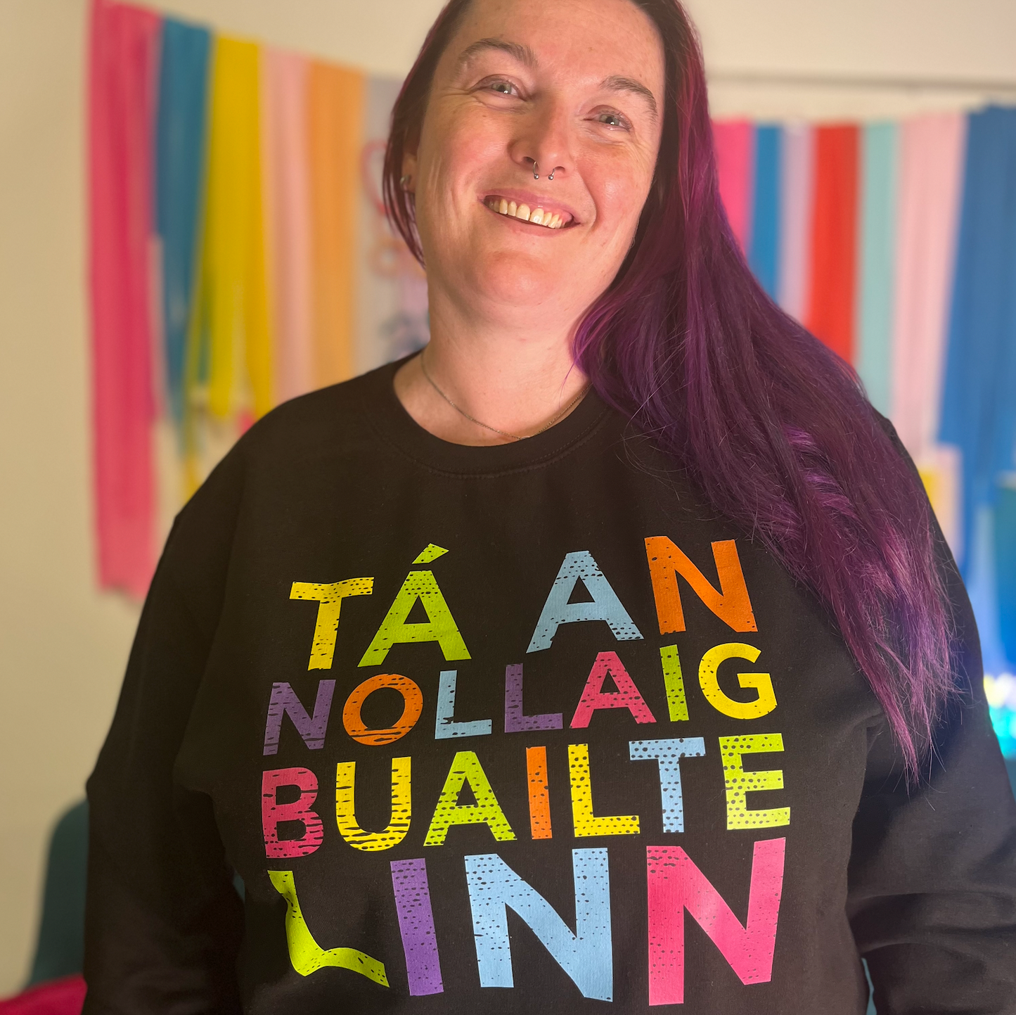 Nollaig Buailte Linn Sweater