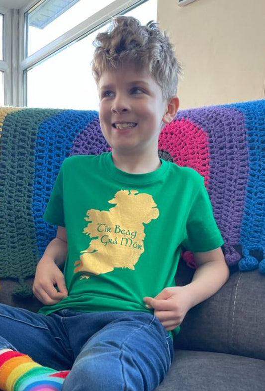 Tír Beag. Grá Mór™ T-shirt - Kid's